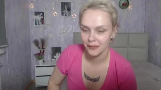 Image 4 of melissacatss Stream on Chaturbate on 2 months ago