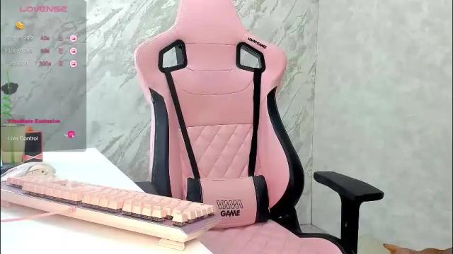 Image 2 of melissaluvvv Stream on Chaturbate on 1 month ago