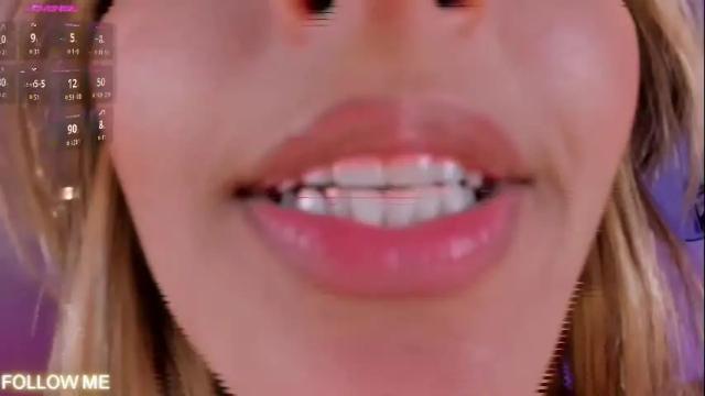 Image 11 of melissamoore_ Stream on Chaturbate on 14 days ago