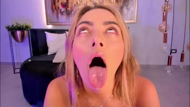 Image 6 of melissamoore_ Stream on Chaturbate on 1 month ago