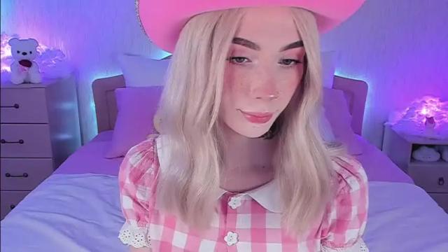 Image 8 of melissaober Stream on Chaturbate on 13 months ago