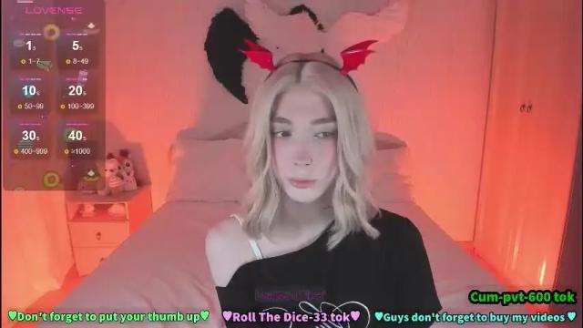 Image 6 of melissaober Stream on Chaturbate on 3 months ago