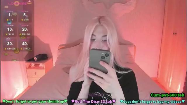 Image 12 of melissaober Stream on Chaturbate on 3 months ago