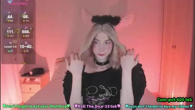 Image 2 of melissaober Stream on Chaturbate on 3 months ago