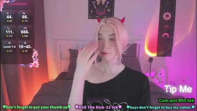 Image 2 of melissaober Stream on Chaturbate on 2 months ago