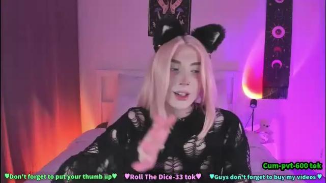 Image 10 of melissaober Stream on Chaturbate on 2 months ago