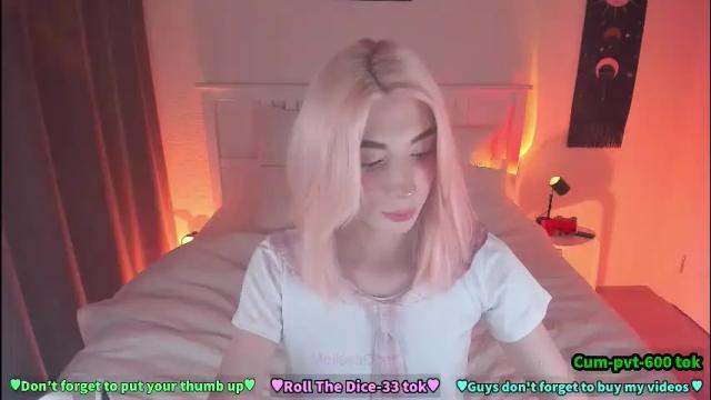 Image 2 of melissaober Stream on Chaturbate on 2 months ago