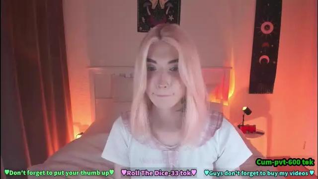 Image 4 of melissaober Stream on Chaturbate on 2 months ago