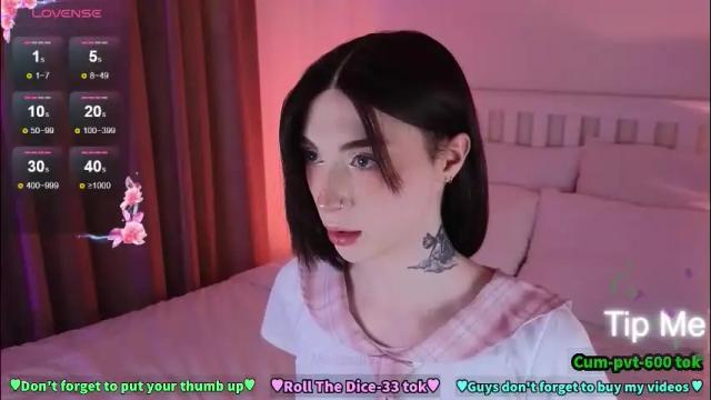 Image 2 of melissaober Stream on Chaturbate on 1 month ago