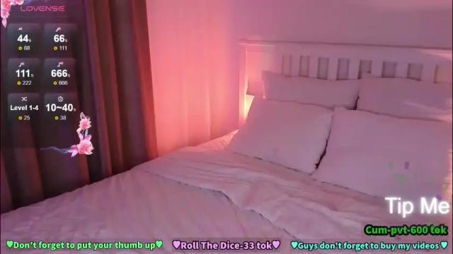 Image 7 of melissaober Stream on Chaturbate on 1 month ago