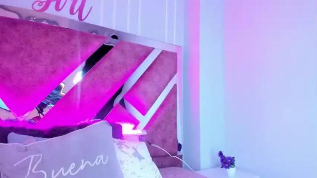 Image 2 of melissasuarez Stream on Chaturbate on 23 months ago