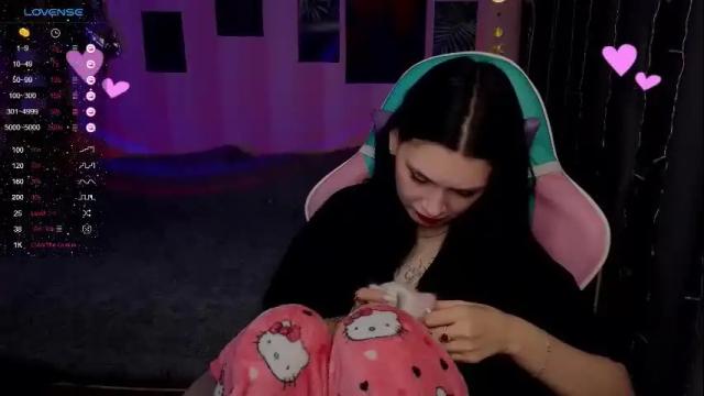 Image 2 of mella_freya Stream on Chaturbate on 1 month ago