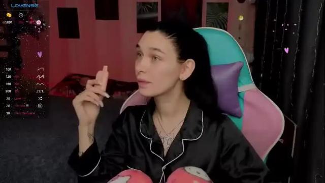 Image 12 of mella_freya Stream on Chaturbate on 1 month ago