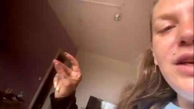Image 2 of melli23 Stream on Chaturbate on 1 month ago