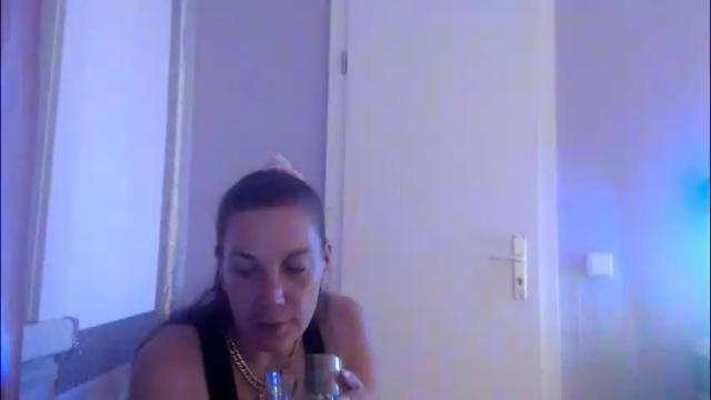 Image 11 of melli23 Stream on Chaturbate on 2 months ago