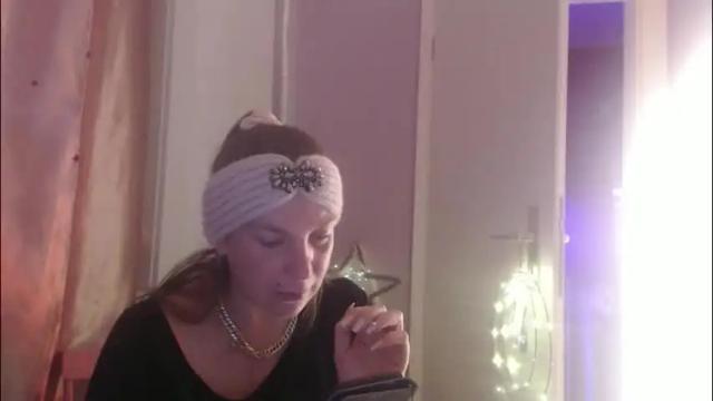 Image 12 of melli23 Stream on Chaturbate on 29 days ago