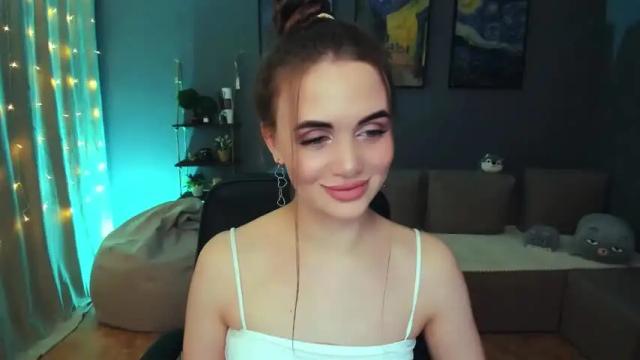 Image 4 of mellifluoustess Stream on Chaturbate on 14 months ago