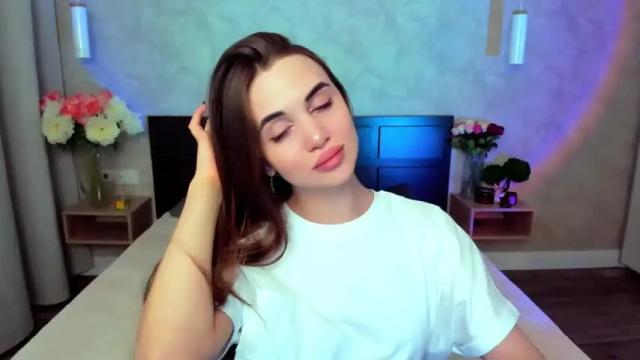 Image 10 of mellifluoustess Stream on Chaturbate on 12 months ago