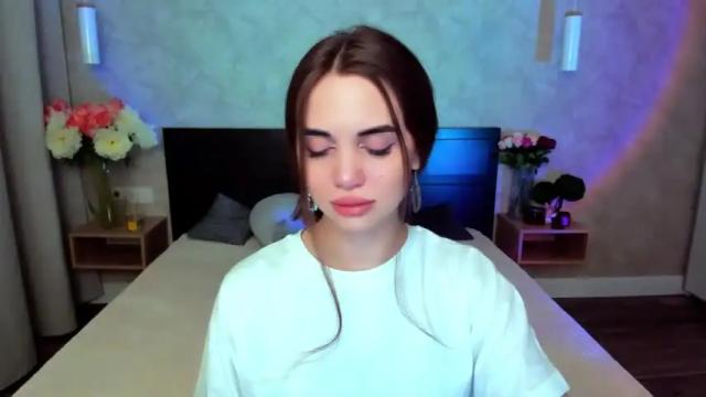 Image 4 of mellifluoustess Stream on Chaturbate on 12 months ago