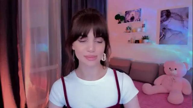 Image 2 of mellifluoustess Stream on Chaturbate on 17 days ago