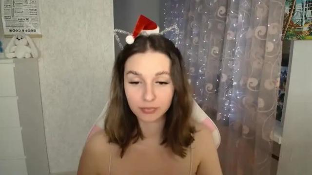 Image 4 of mellonmayre Stream on Chaturbate on 17 months ago