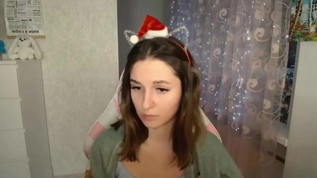 Image 11 of mellonmayre Stream on Chaturbate on 17 months ago