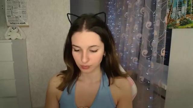 Image 3 of mellonmayre Stream on Chaturbate on 16 months ago