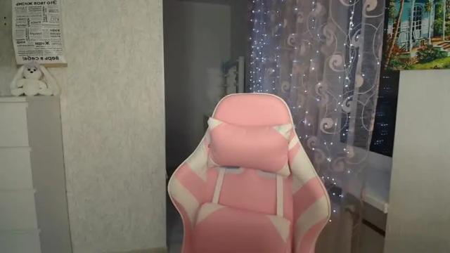 Image 11 of mellonmayre Stream on Chaturbate on 16 months ago