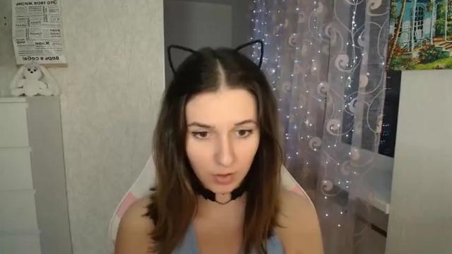 Image 3 of mellonmayre Stream on Chaturbate on 16 months ago