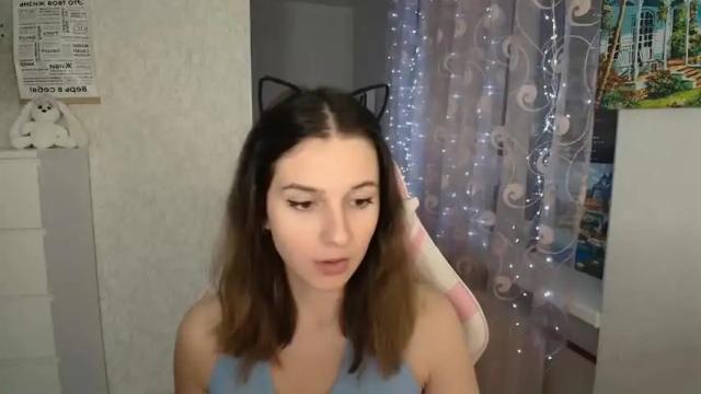 Image 2 of mellonmayre Stream on Chaturbate on 16 months ago