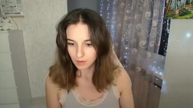 Image 2 of mellonmayre Stream on Chaturbate on 14 months ago