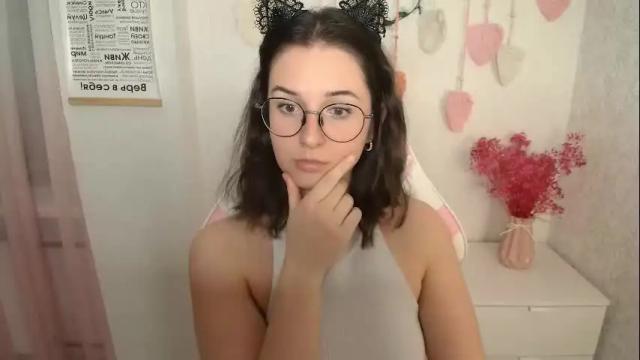 Image 11 of mellonmayre Stream on Chaturbate on 2 months ago
