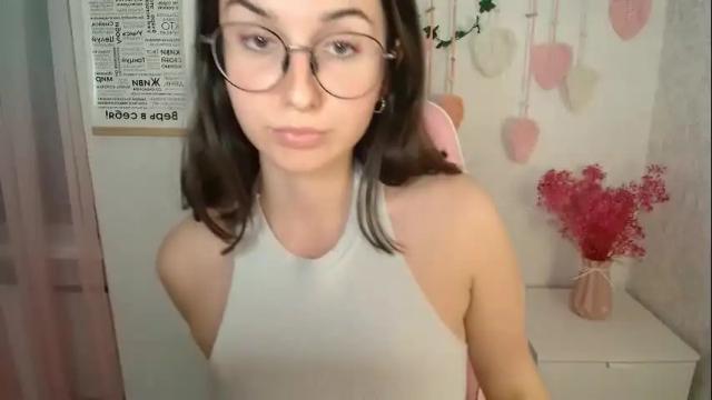 Image 11 of mellonmayre Stream on Chaturbate on 2 months ago