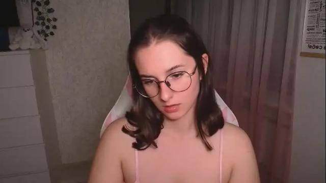 Image 10 of mellonmayre Stream on Chaturbate on 16 days ago