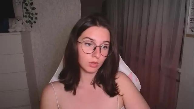 Image 8 of mellonmayre Stream on Chaturbate on 14 days ago