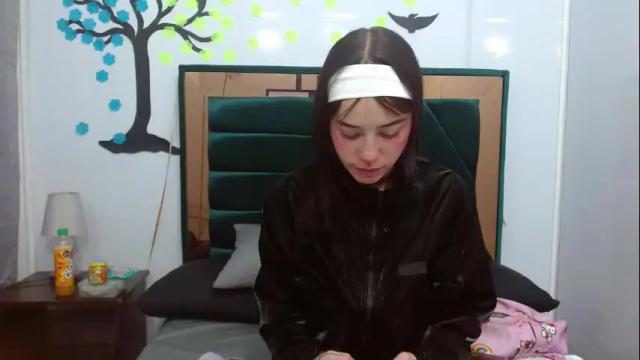 Image 3 of meloddy_collins Stream on Chaturbate on 1 month ago