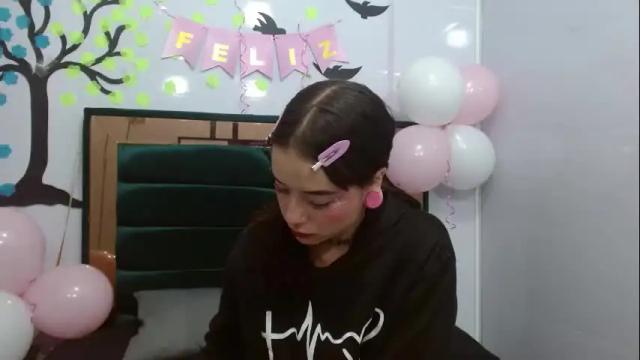 Image 10 of meloddy_collins Stream on Chaturbate on 21 days ago