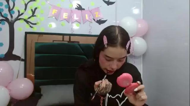 Image 6 of meloddy_collins Stream on Chaturbate on 21 days ago