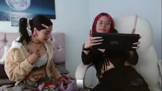 Image 3 of meloddy_collins Stream on Chaturbate on 9 days ago