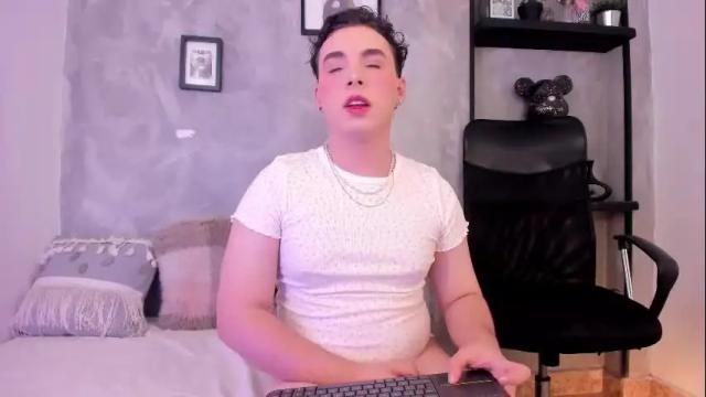 Image 10 of meloddysky Stream on Chaturbate on 2 months ago