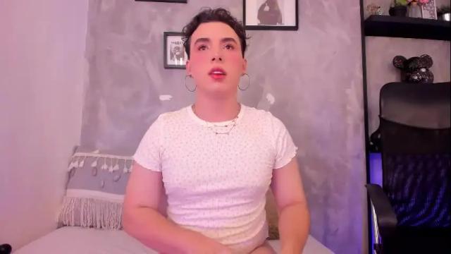 Image 2 of meloddysky Stream on Chaturbate on 2 months ago
