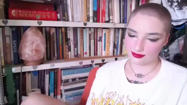 Image 2 of melodicknowledge Stream on Chaturbate on 18 months ago
