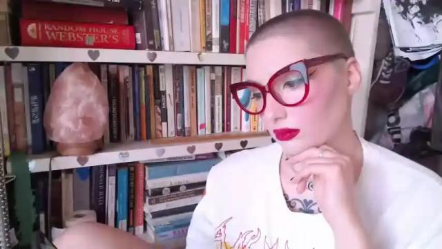 Image 3 of melodicknowledge Stream on Chaturbate on 18 months ago