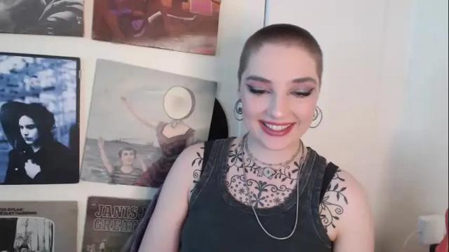 Image 8 of melodicknowledge Stream on Chaturbate on 14 months ago