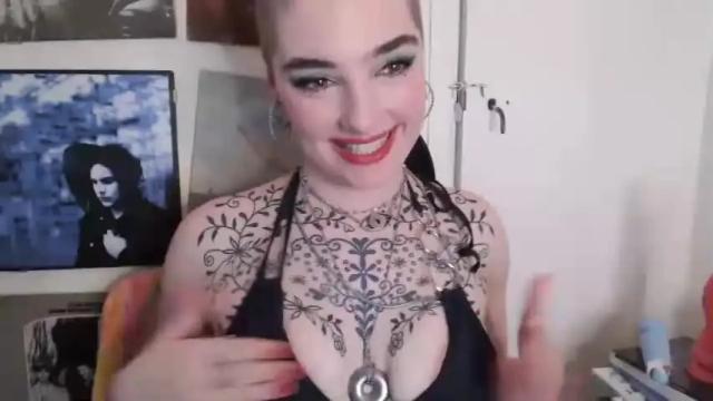 Image 12 of melodicknowledge Stream on Chaturbate on 14 months ago