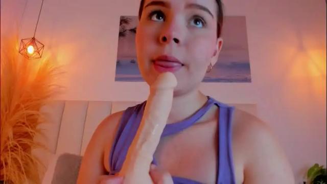 Image 3 of melody_blake16 Stream on Chaturbate on 22 days ago