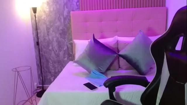 Image 10 of melody_bleir Stream on Chaturbate on 28 days ago