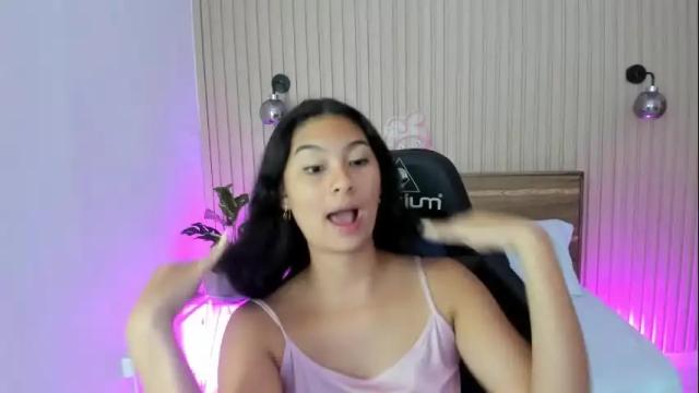 Image 11 of melody_flowers Stream on Chaturbate on 2 months ago