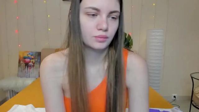 Image 11 of melody_fxy Stream on Chaturbate on 16 months ago