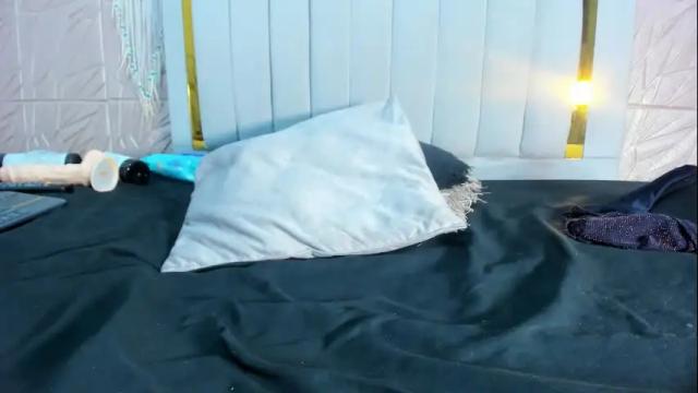 Image 7 of melody_megann Stream on Chaturbate on 12 days ago